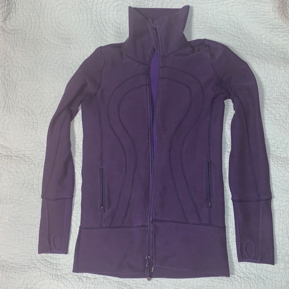 Lululemon long sleeved full front zip jacket